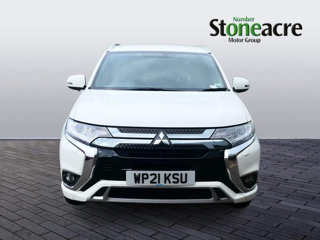 Mitsubishi Outlander 2.4H Twinmotor 13.8Kwh Dynamic Suv Plug White #4