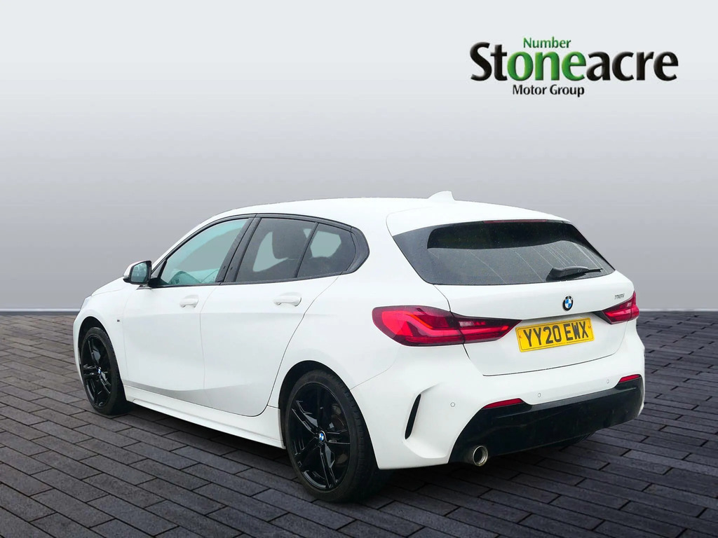 BMW 1 Series Se White #4