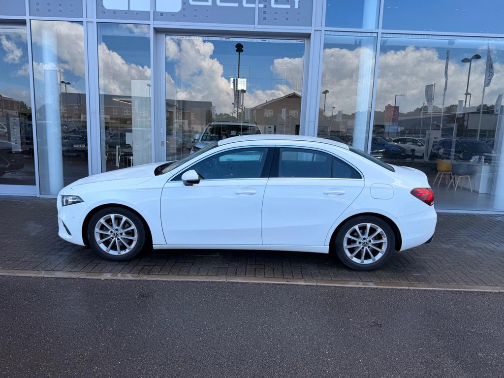 Mercedes-Benz A Class 1.5 A180d Sport Executive 7G-dct Euro 6 Ss  #5