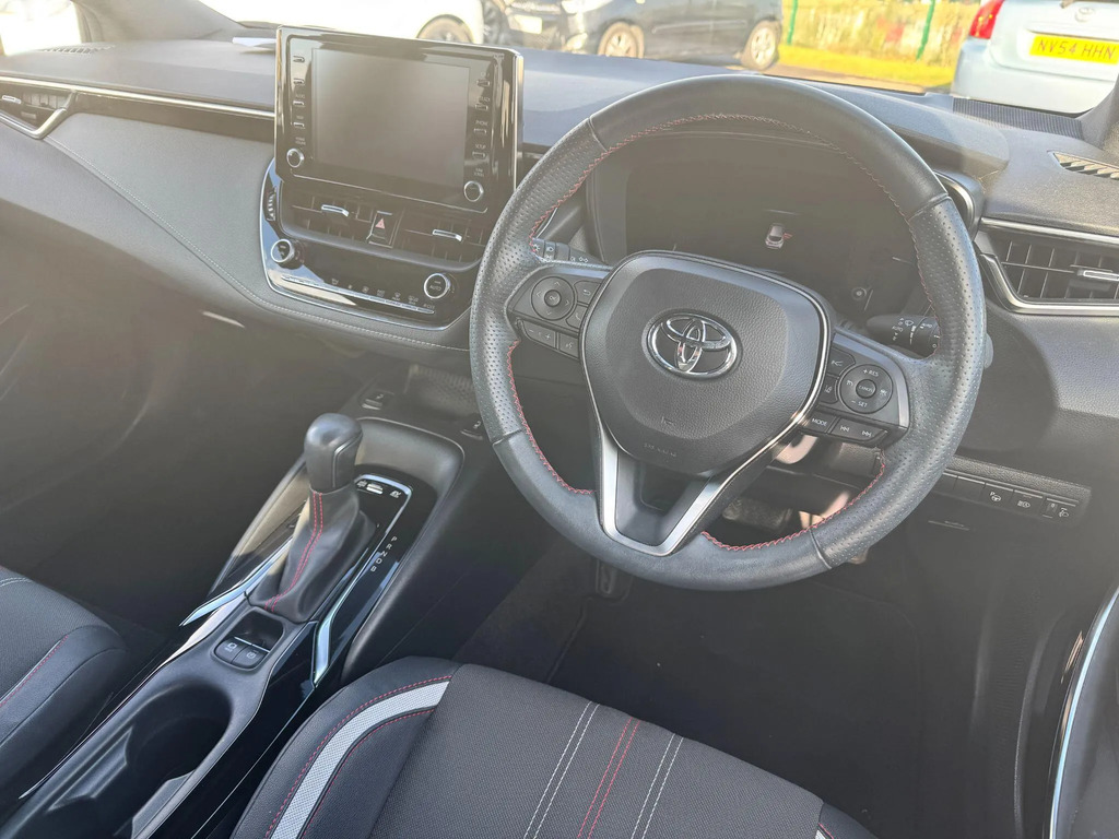 Toyota Corolla Excel White #15