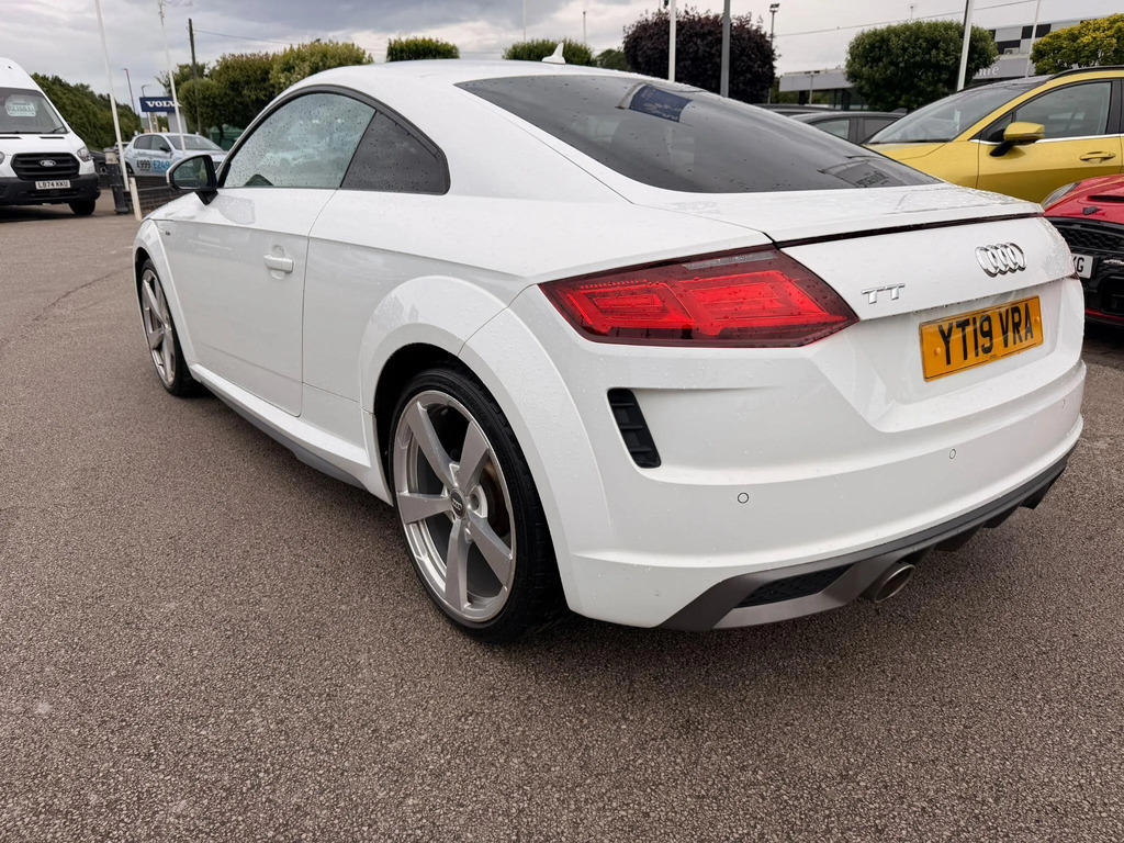 Audi TT Tt S Line 45 Tfsi Red #11