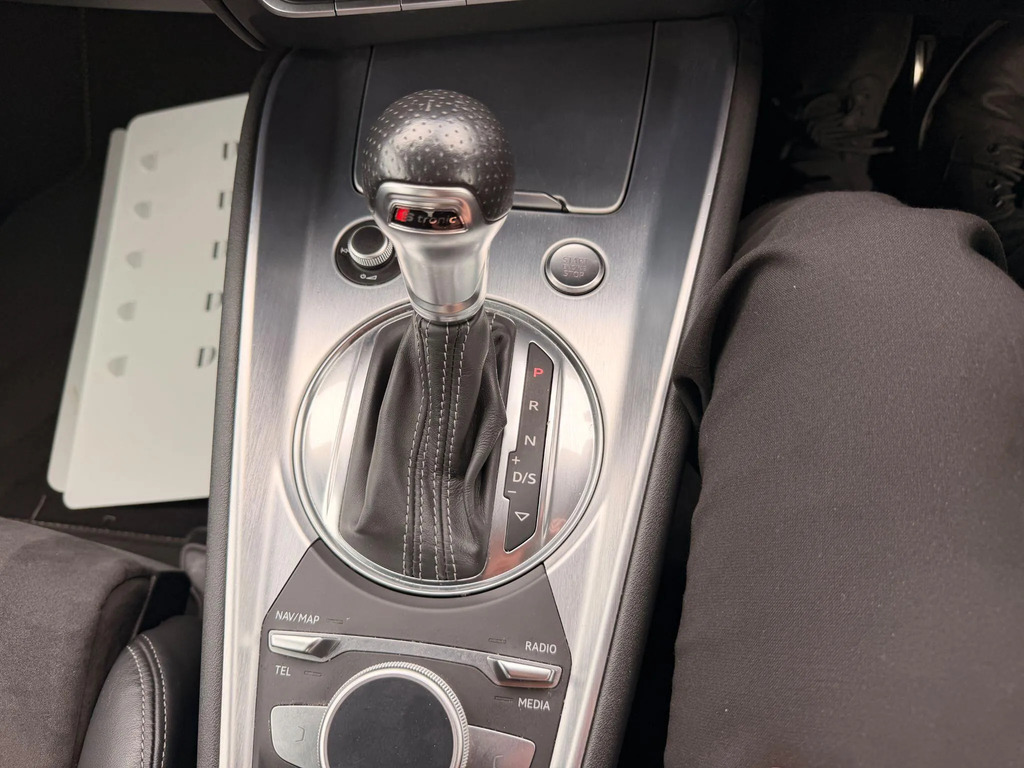 Audi TT Tt S Line 45 Tfsi Red #30