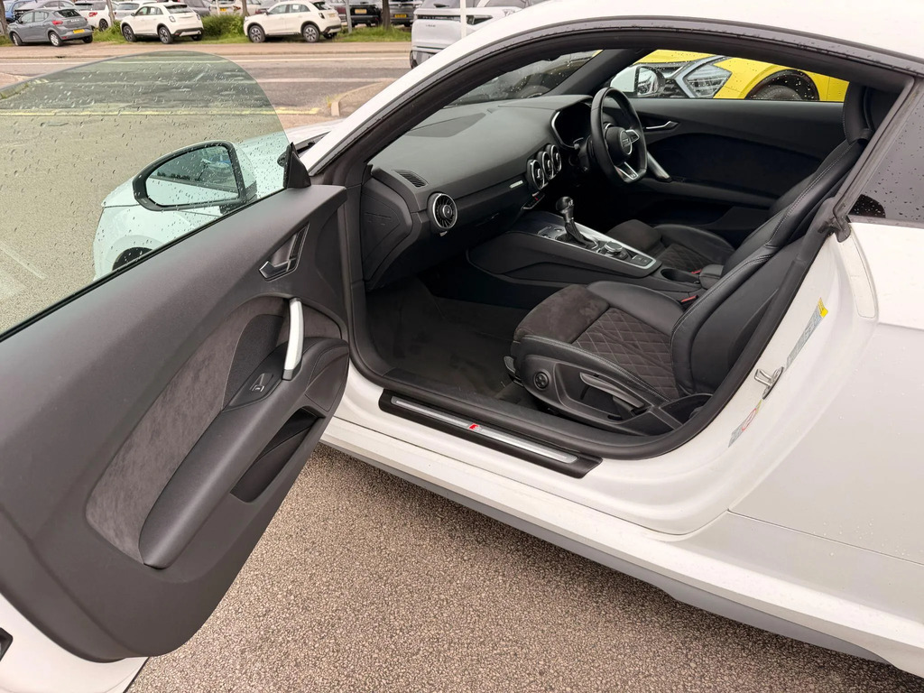 Audi TT Tt S Line 45 Tfsi Red #19
