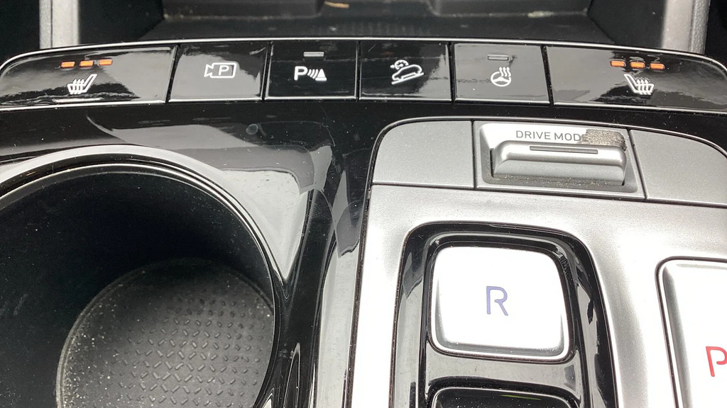 Hyundai Tucson Se Connect Grey #36