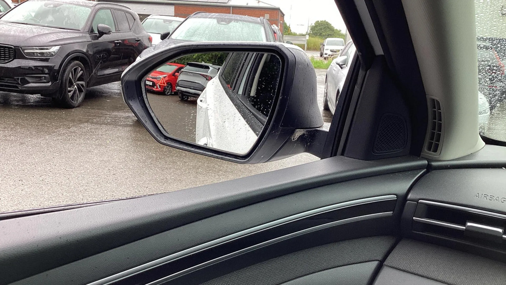 Hyundai Tucson Se Connect Grey #21