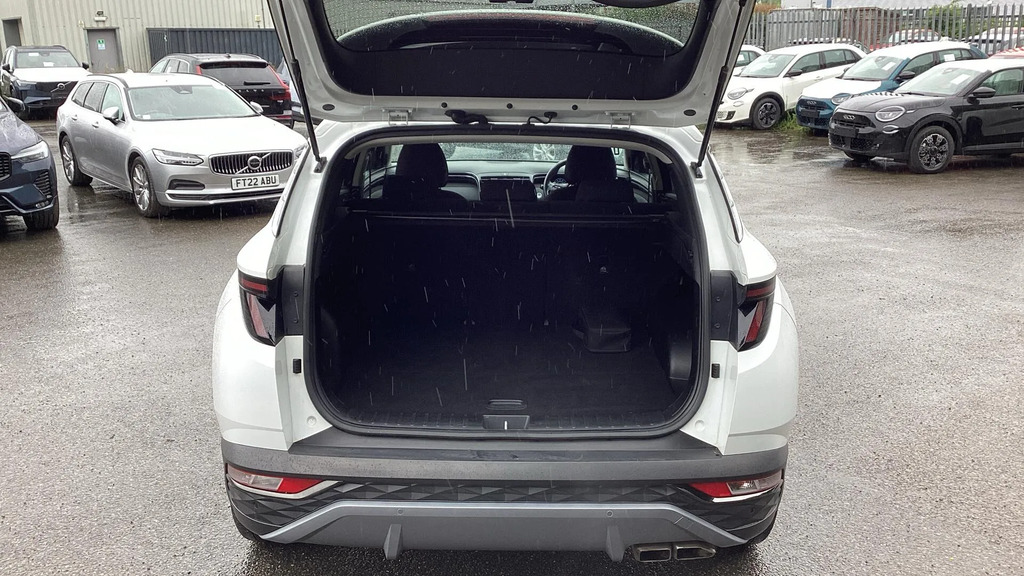 Hyundai Tucson Se Connect Grey #13