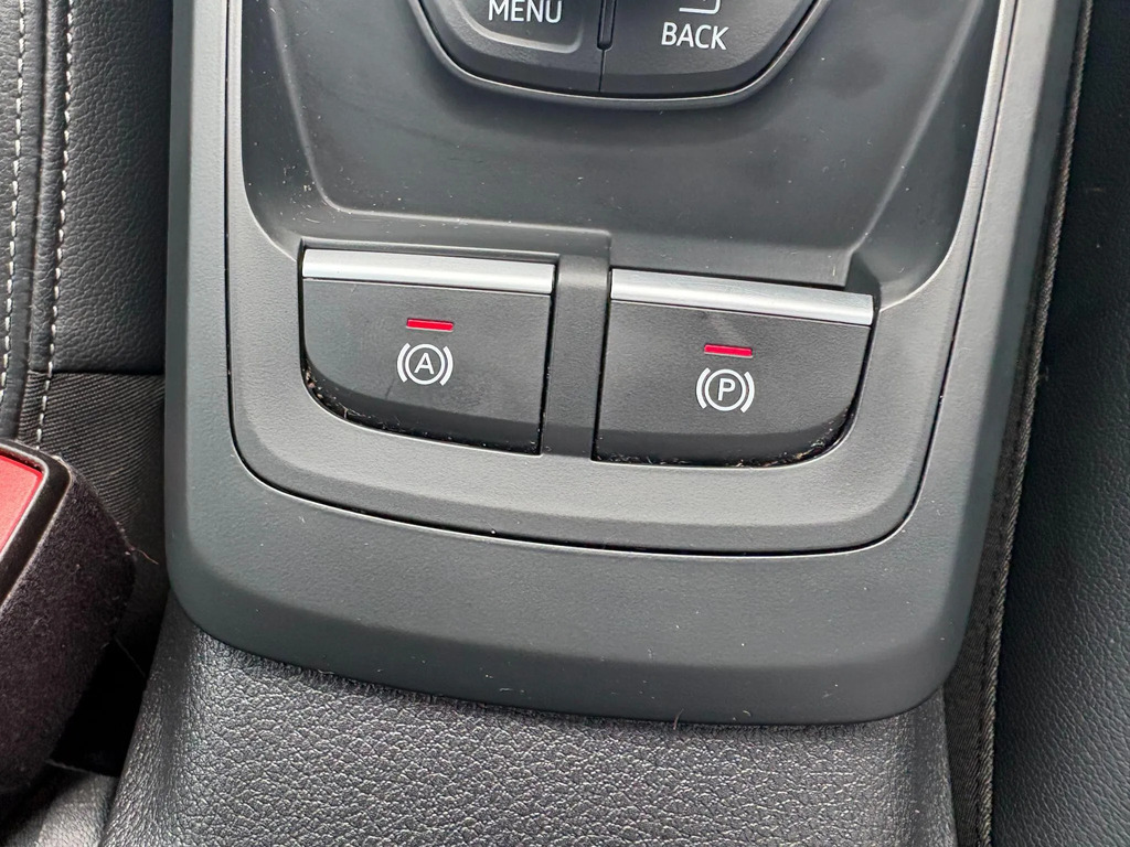 Audi Q2 S Line Black #38