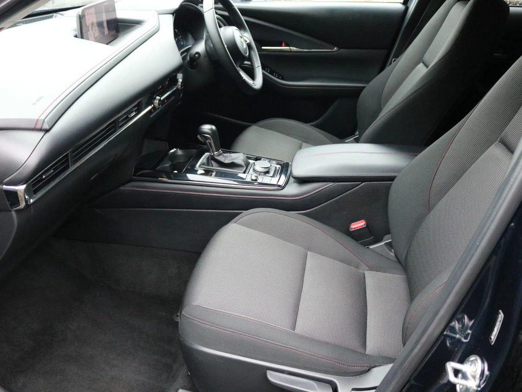 Mazda CX-30 Prime-line Red #14