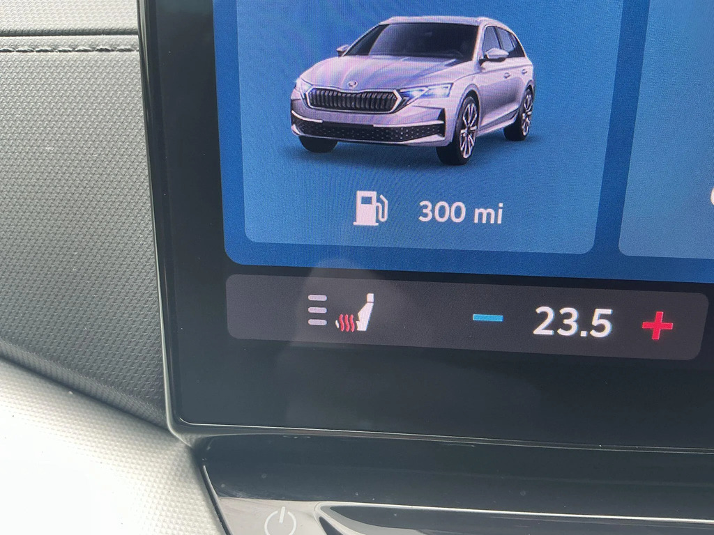 Skoda Octavia Se Technology Black #22