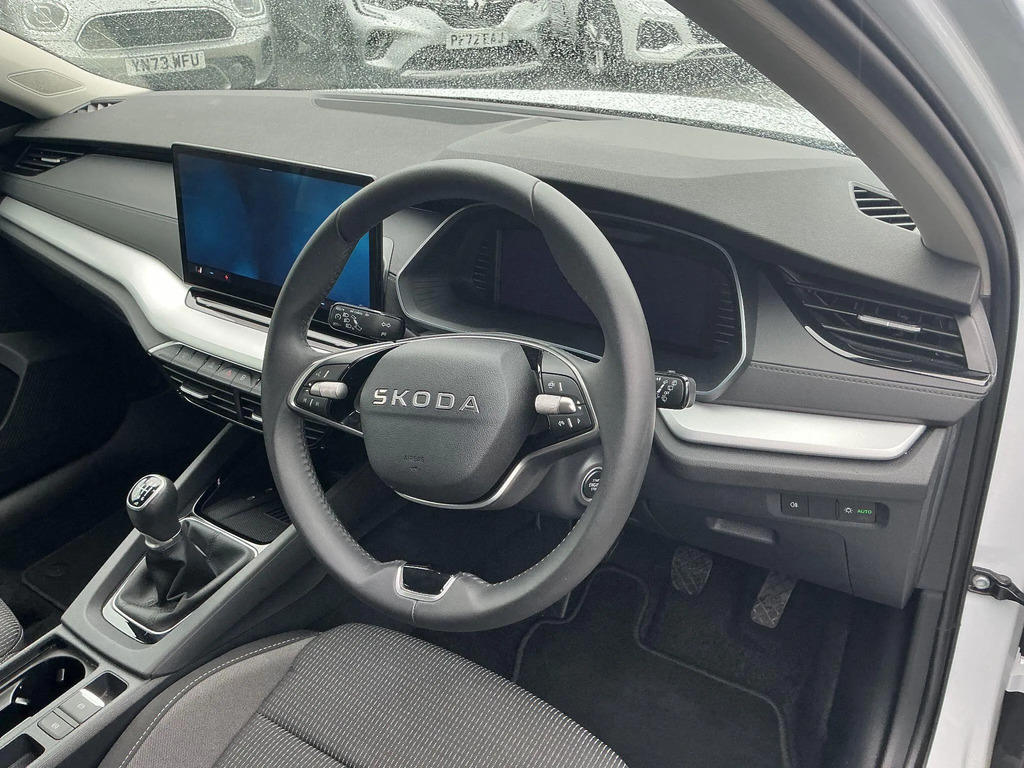 Skoda Octavia Se Technology Black #11