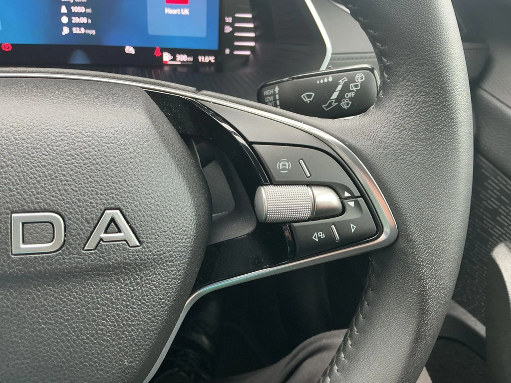 Skoda Octavia Se Technology Black #16
