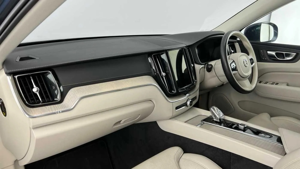 Volvo XC60 2.0H T6 Recharge 18.8Kwh Inscription Awd Euro #6