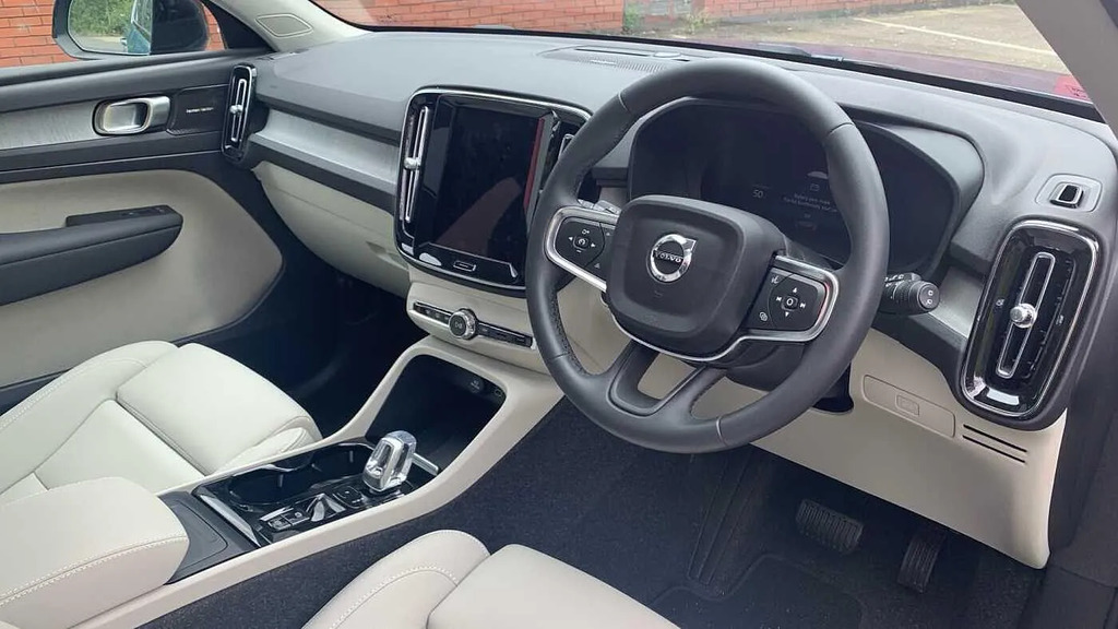 Volvo XC40 2.0 B4 Mhev Ultra Dark Dct Euro 6 Ss #4
