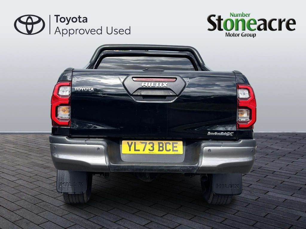 Toyota HILUX Invincible X Dcab Pick Up 2.8 D-4d #3
