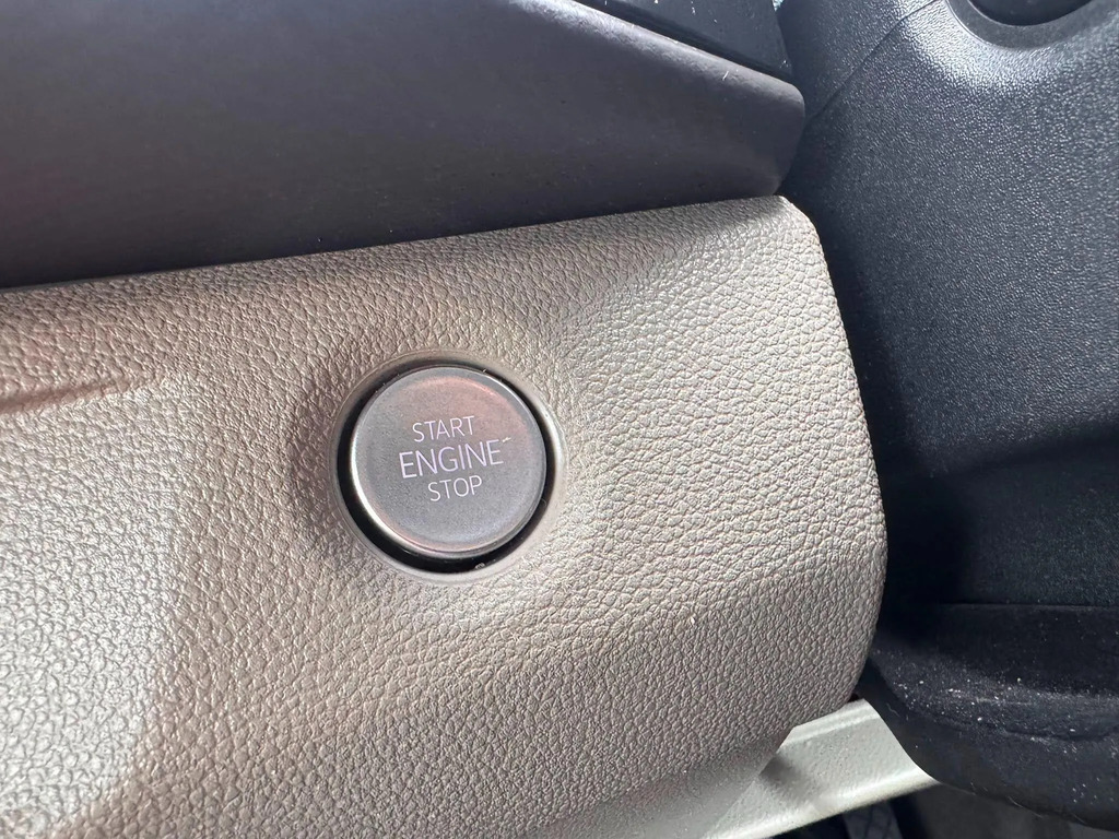 Volkswagen Multivan Multivan Style Phev Grey #23