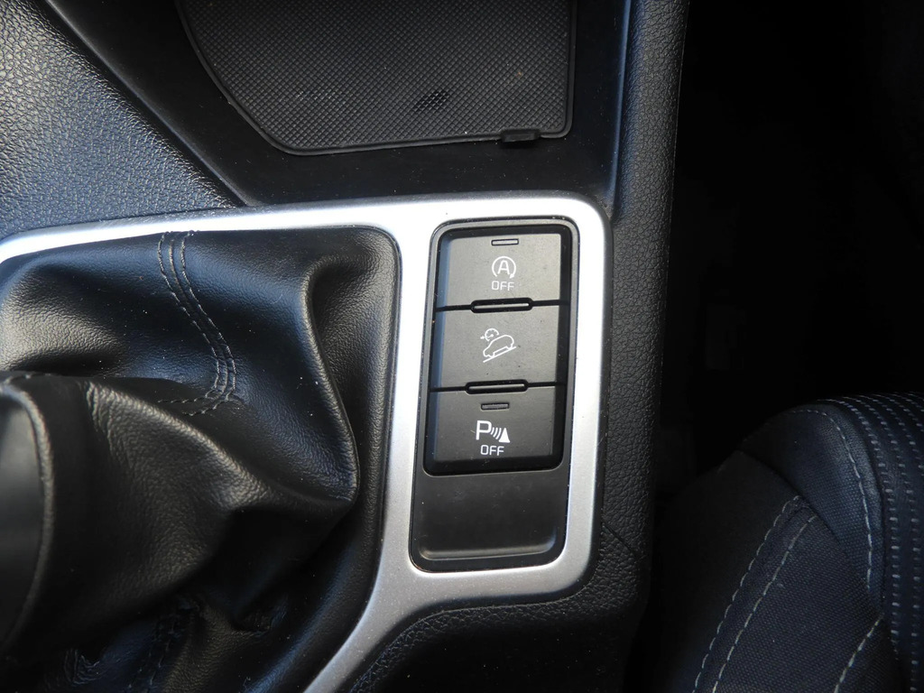 Kia Sportage 2 Black #21