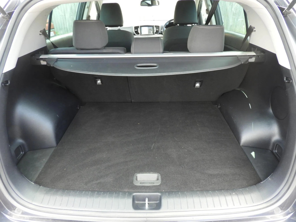 Kia Sportage 2 Black #10