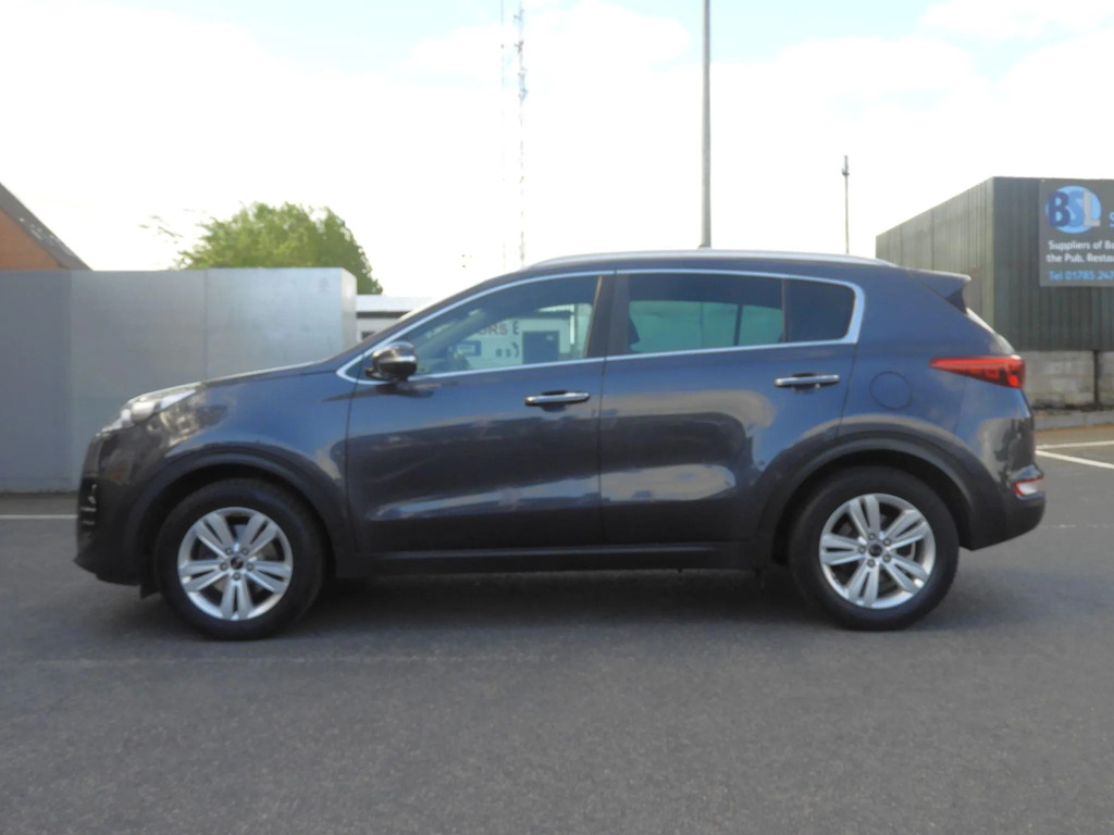 Kia Sportage 2 Black #6