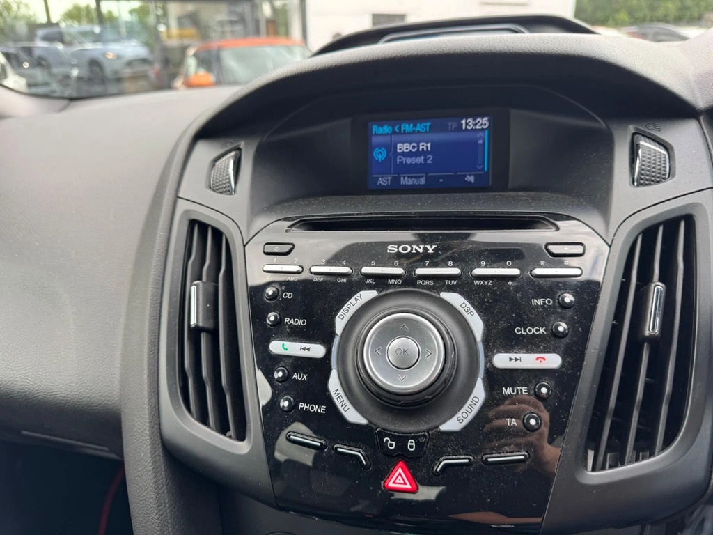 Ford Focus 1.6 Tdci Titanium Navigator #20