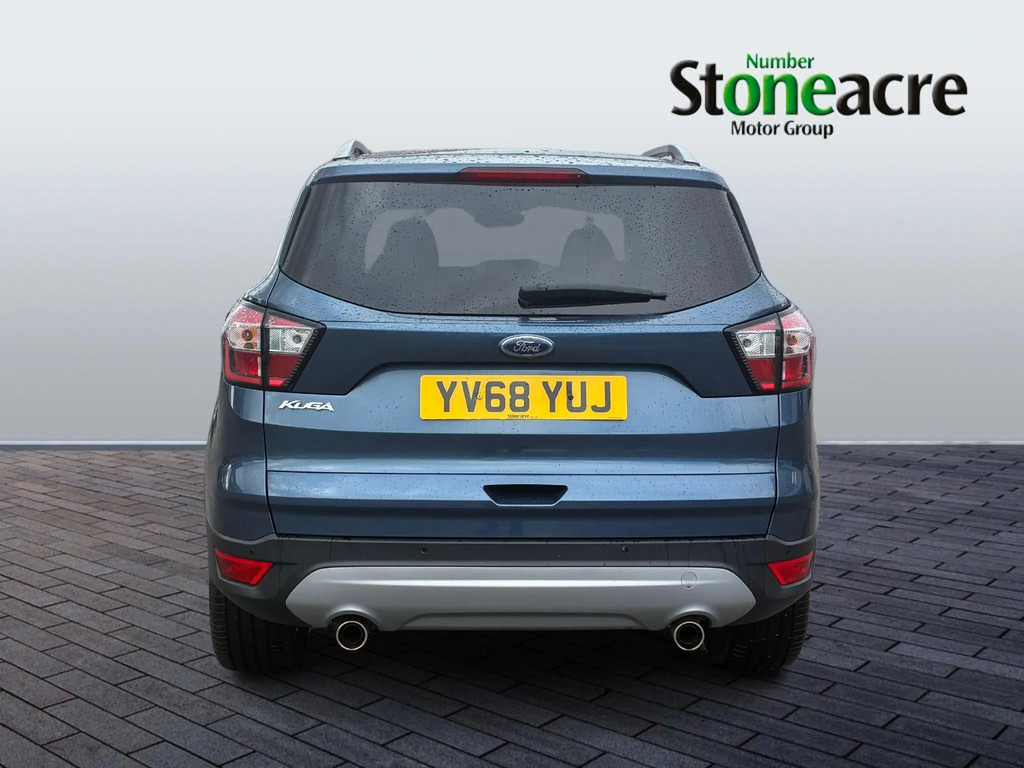 Ford Kuga 2.0 Tdci Titanium Edition 2Wd  #6
