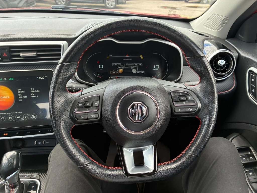MG ZS Zs Exclusive Ev Black #10