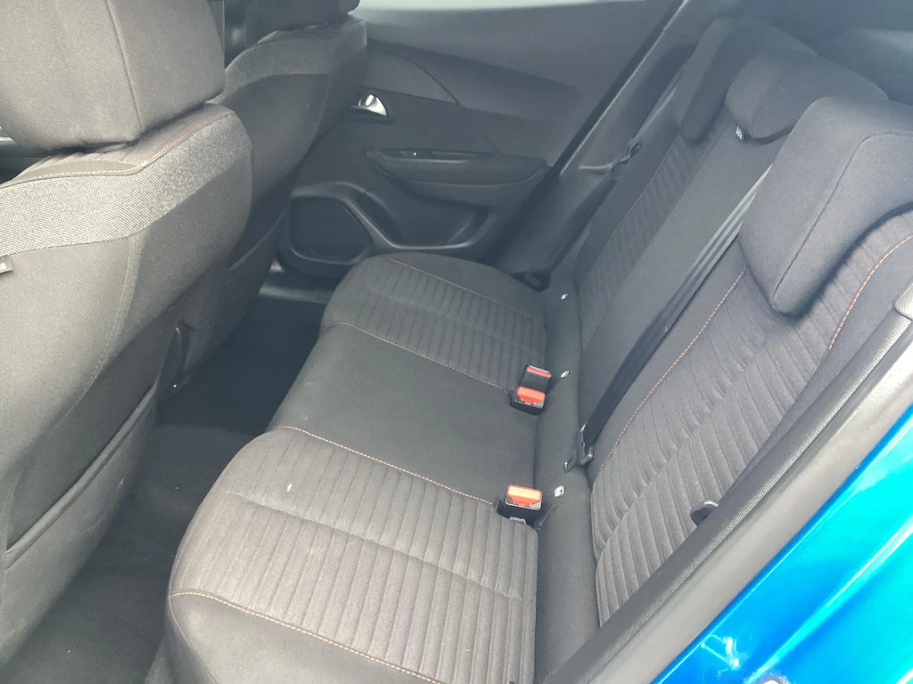 Peugeot e-2008 Gt Orange #19