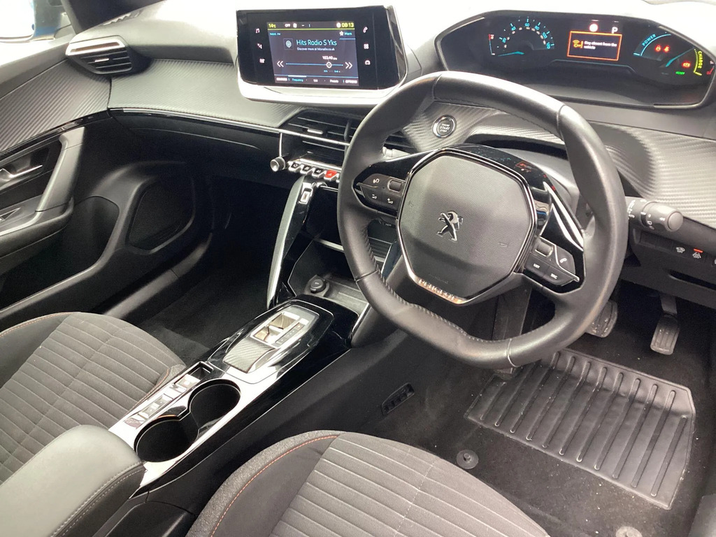 Peugeot e-2008 Gt Orange #22