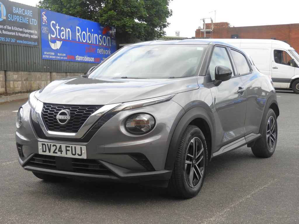 Nissan Juke Tekna Yellow #7