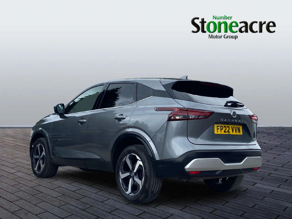 Nissan Qashqai 1.3 Dig-t Mh N-connecta White #4