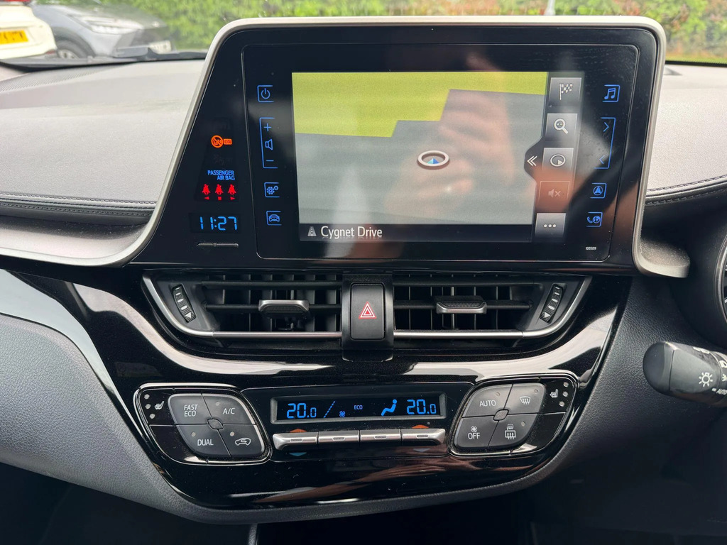 Toyota C-Hr 1.8 Dynamic 122 Bhp Blue #19