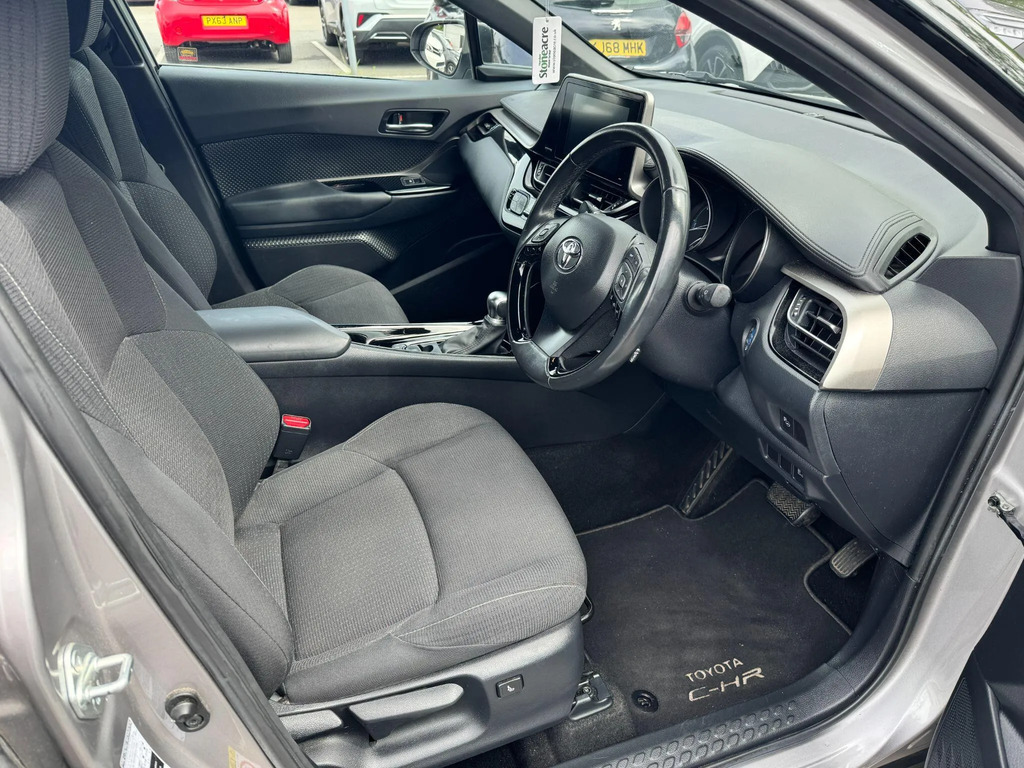 Toyota C-Hr 1.8 Dynamic 122 Bhp Blue #11