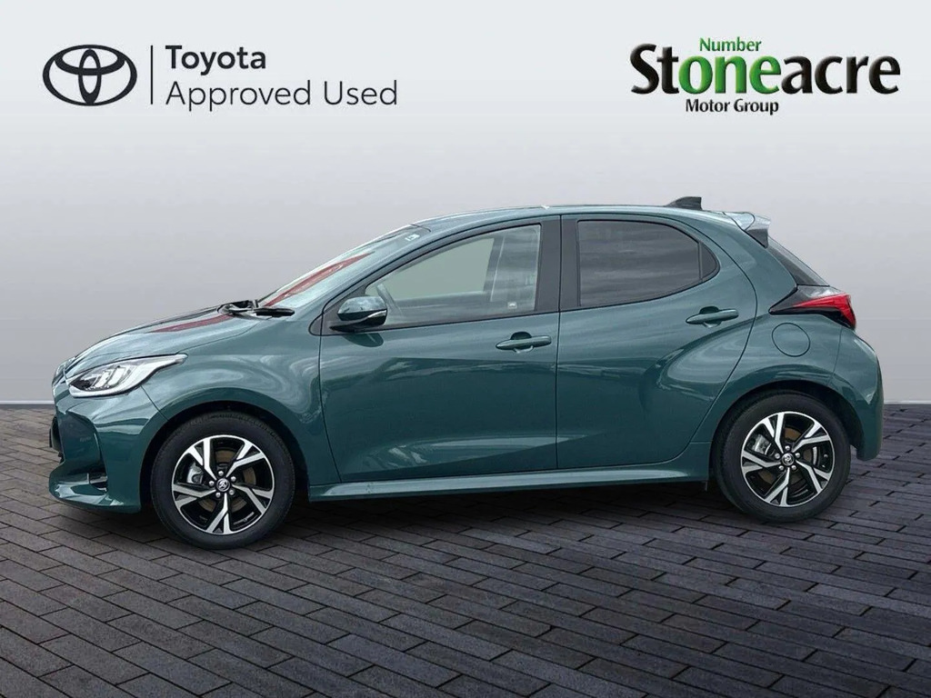 Toyota Yaris 1.5 Hybrid Design Cvt #6
