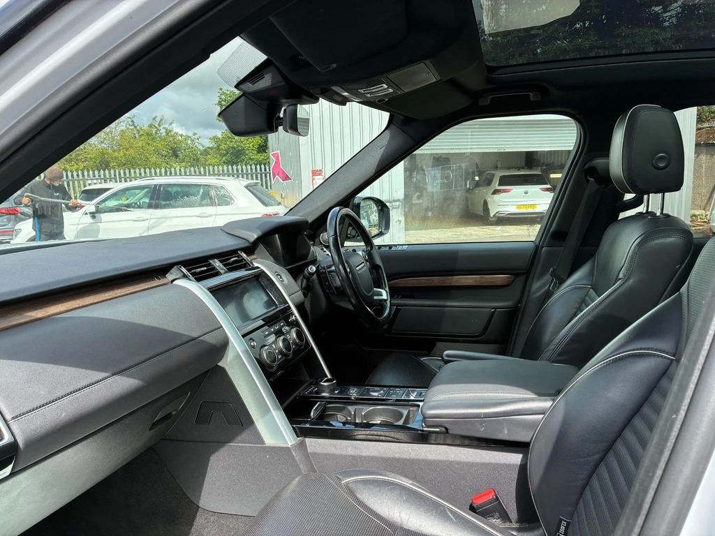 Land Rover Discovery Silver #28