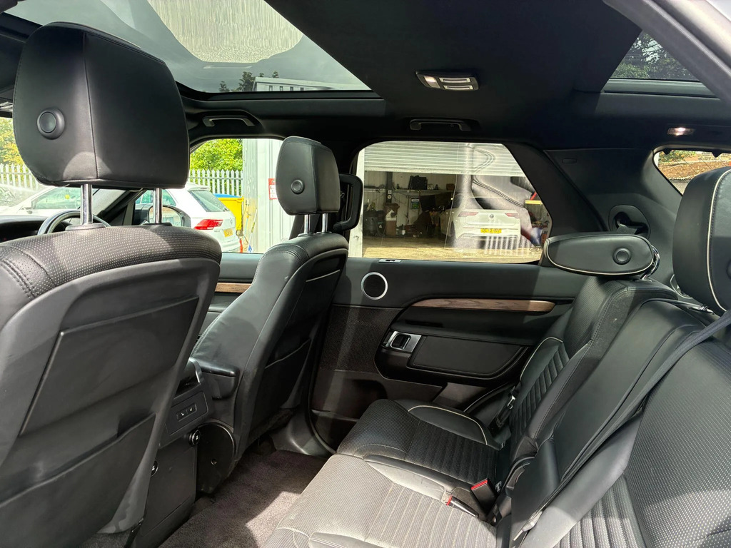 Land Rover Discovery Silver #25