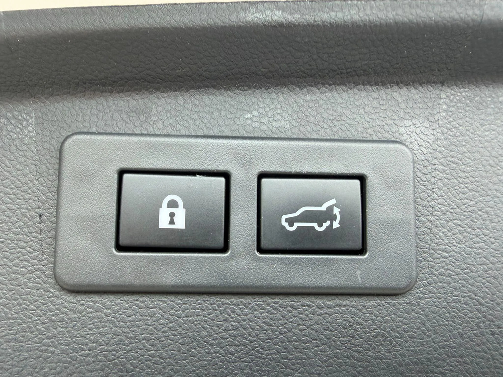 Subaru Outback Estate  #23