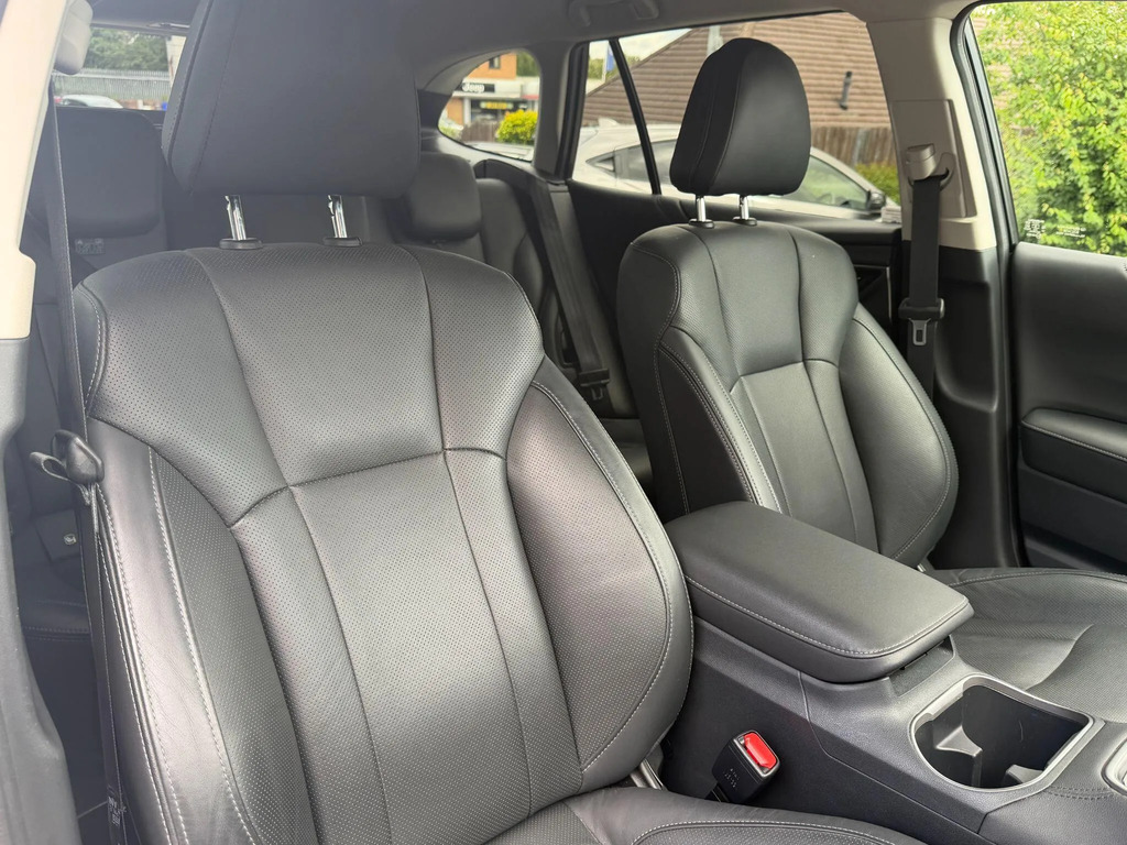 Subaru Outback Estate  #10