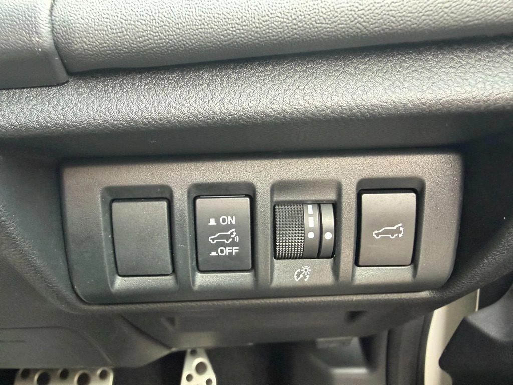 Subaru Outback Estate  #15