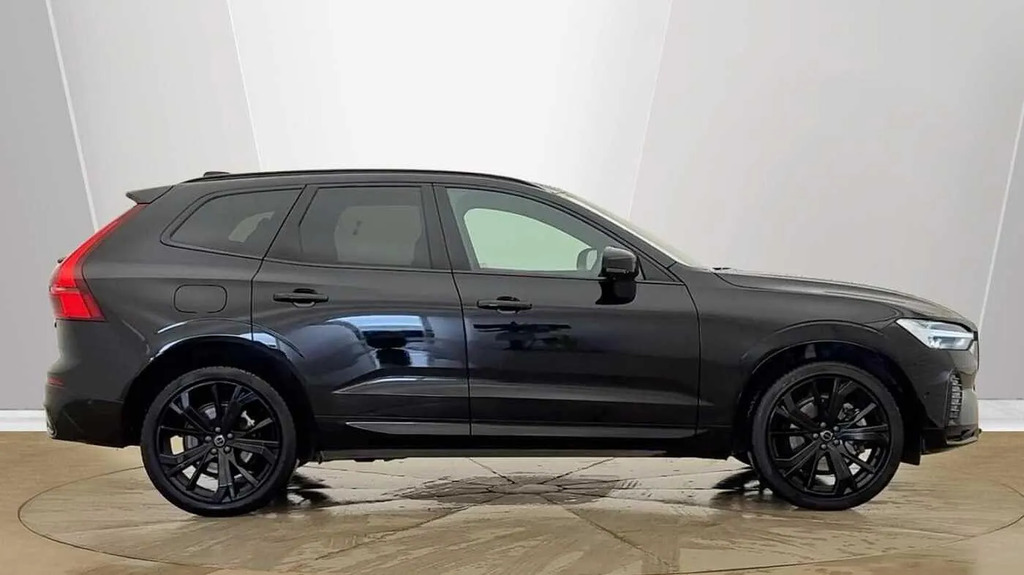 Volvo XC60 2.0 B5 Mhev Plus Black Edition Awd Euro 6 S #2