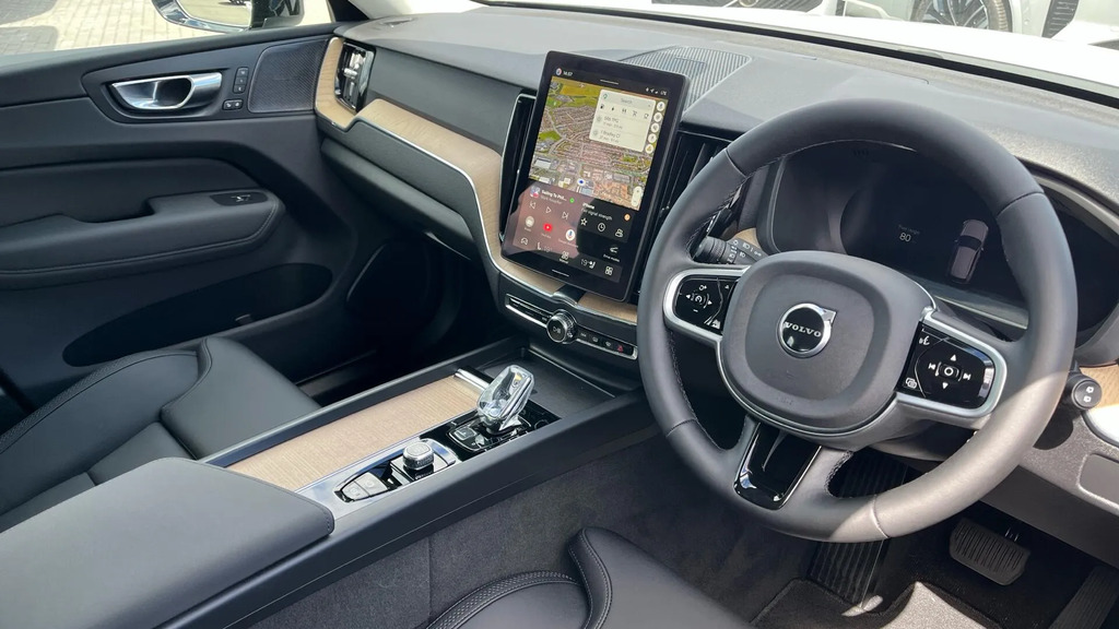 Volvo XC60 2.0 T6 18.8Kwh Plus Awd Euro 6 Ss  #4