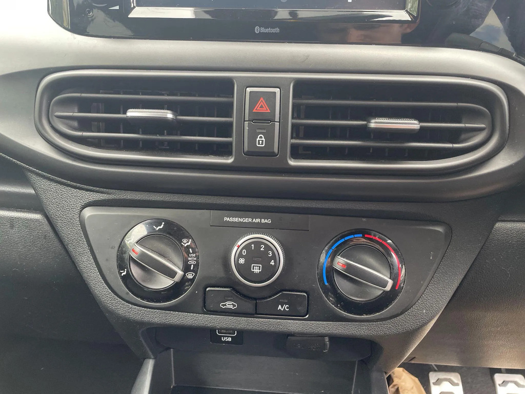 Hyundai I10 Red #24