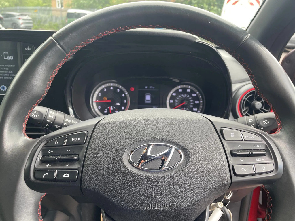 Hyundai I10 Red #34