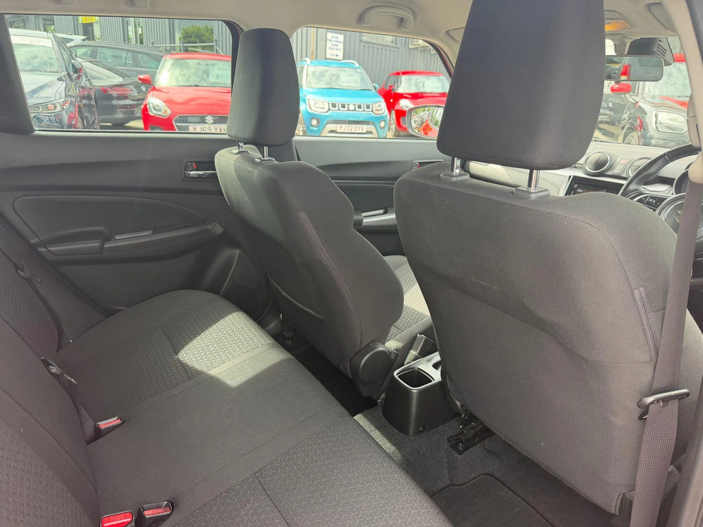 Suzuki Swift Sz-l Dualjet Silver #18