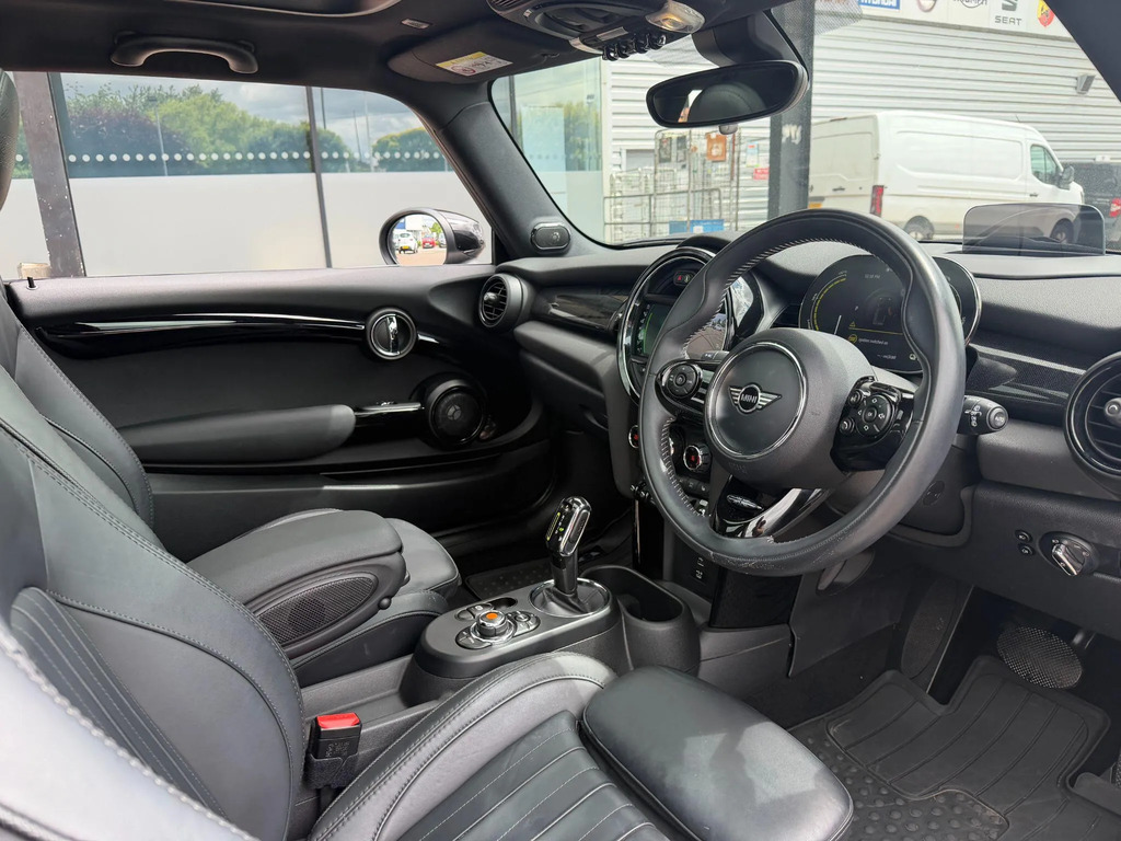 Mini Electric 32.6Kwh Level 2 Hatchback Green #11