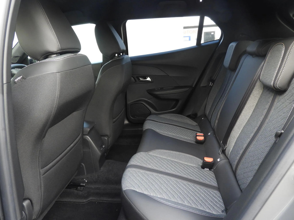 Peugeot 2008 1.2 Puretech Active Blue #18