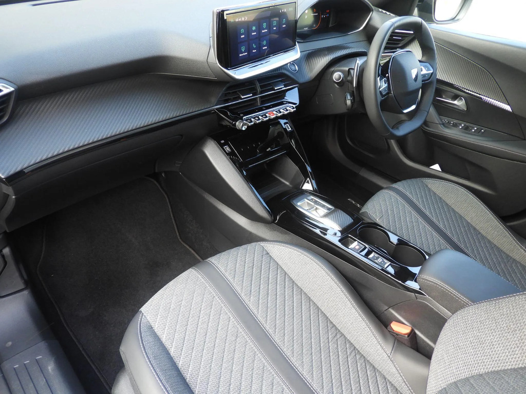 Peugeot 2008 1.2 Puretech Active Blue #16