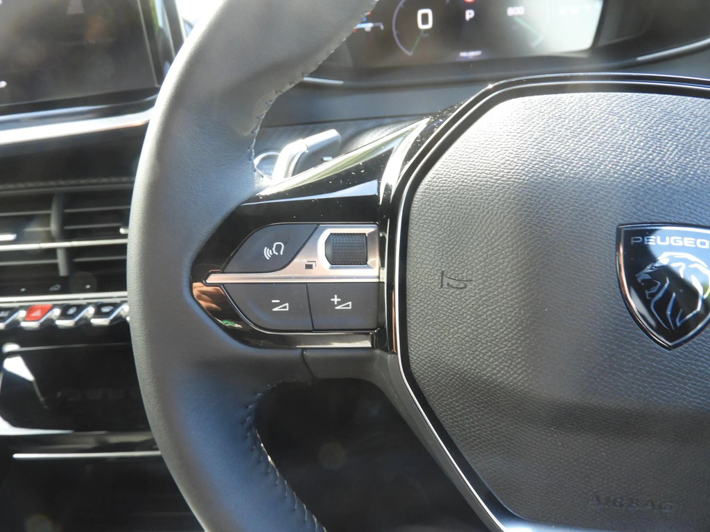 Peugeot 2008 1.2 Puretech Active Blue #19