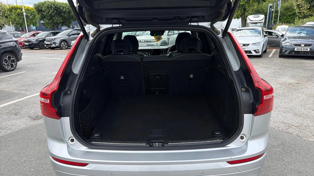 Volvo XC60 B5 R-design Blue #13