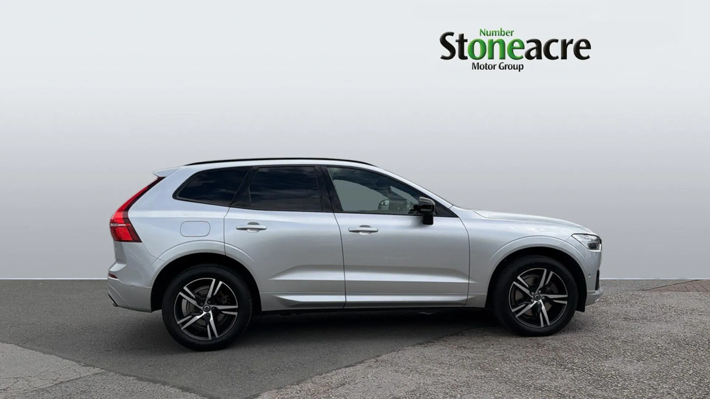 Volvo XC60 2.0 B5p 250 R Design Geartronic  #3
