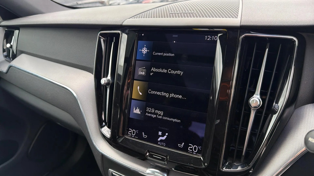 Volvo XC60 B5 R-design Blue #12
