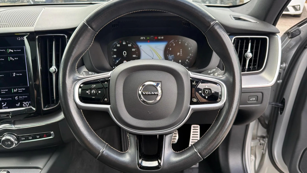 Volvo XC60 B5 R-design Blue #11